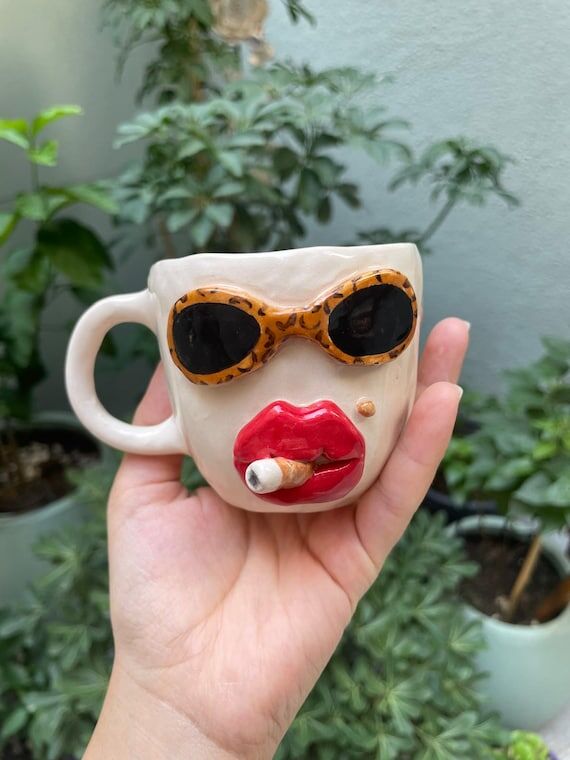 Ceramic mug with a face and cigar - Funky Han...