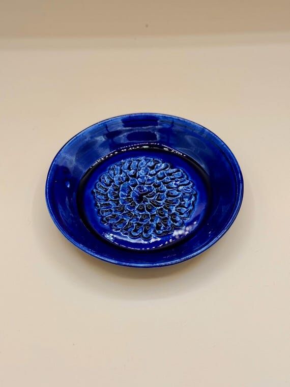 Handmade Ceramic Garlic Grater Plate: Oxford ...