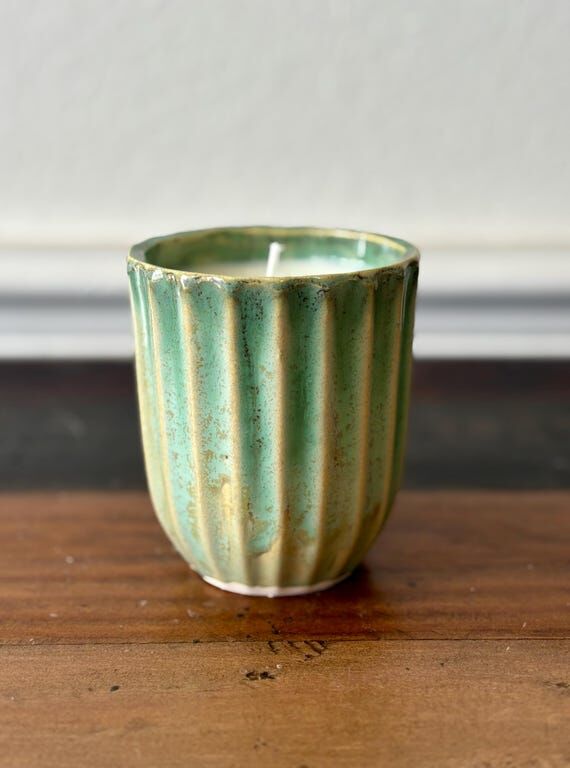 Hand-Poured 8 oz Scented Soy Candle in Handma...