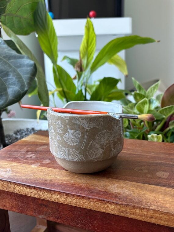 Ginko Leaf Patterned Paint Water Cup...