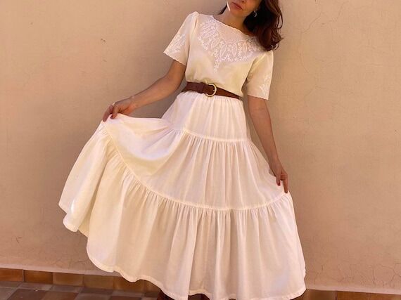 Vintage Cream Cotton Maxi Skirt: Tiered Flowi...