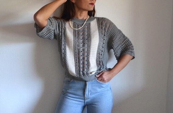 Vintage gray white half sleeved knit blouse,s...