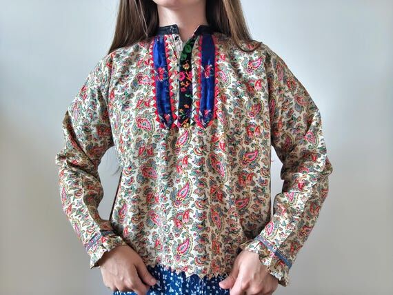 Vintage 1950 Hungarian or croatian paisly pri...