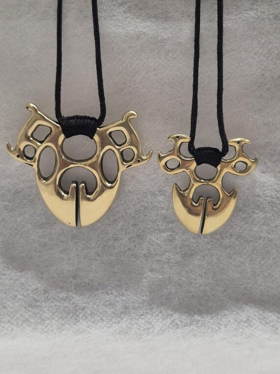 Ling-ling-o with Deer Necklace | Male & Femal...