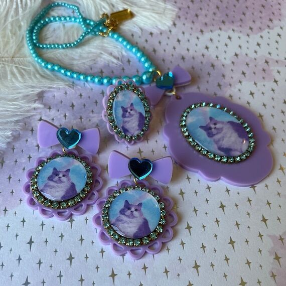 Cameo set or pieces, laser cut plastic costum...