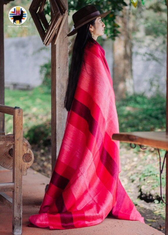 Alpaca Blanket. (Grand Gala) Throw Blanket. U...