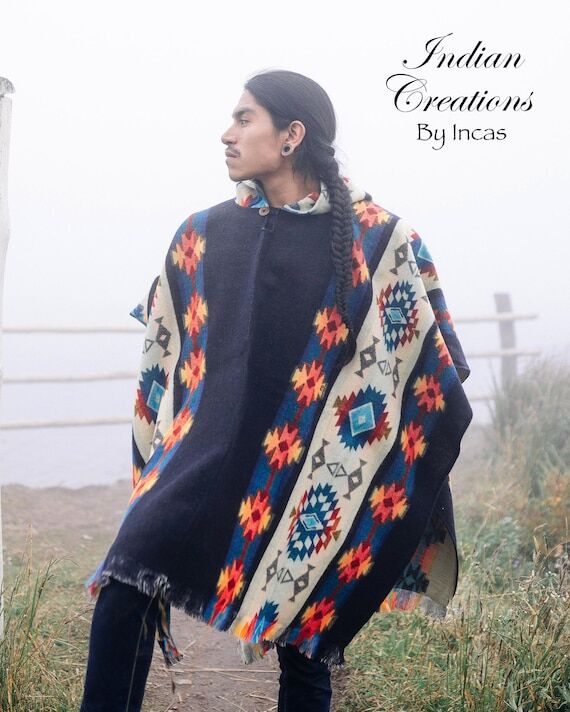 Unisex Alpaca Wool Poncho (Blue Lake). Exclu...