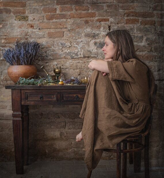 linen button front dress PROVENCE with V neck...
