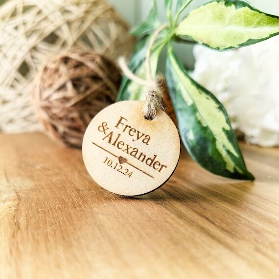 Wedding favors tags, Wooden tags, SET of 25 C...