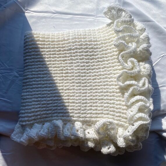 Crochet Baby Blanket| Handmade| Crochet| Whit...
