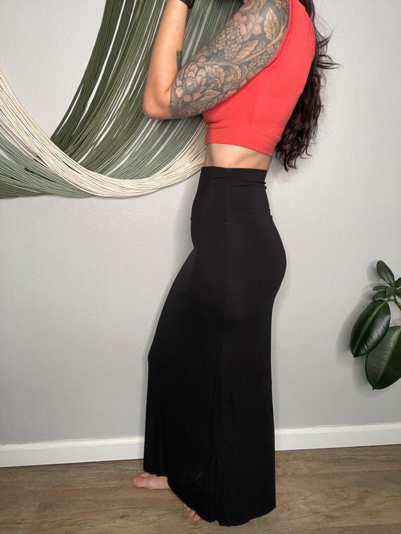 Ecofriendly Highwaisted Jersey Maxi Skirt...