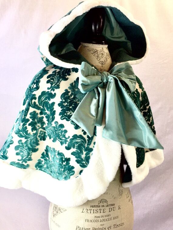 Snow Queen Capelet...
