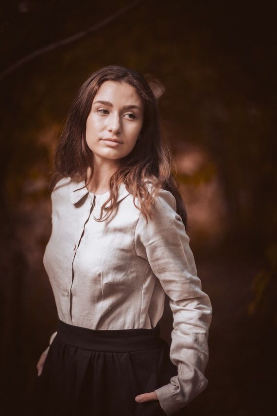 Womens linen blouse with Peter pan Collar and...