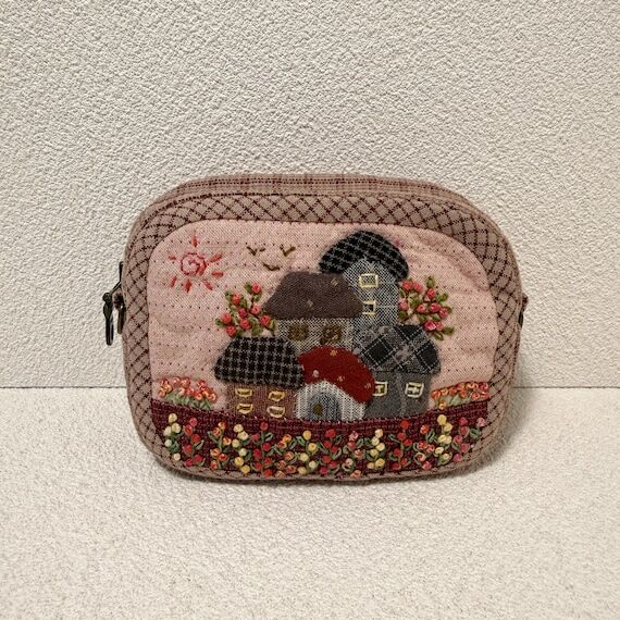 Handmade Quilted Coin Purse – Sunbonnet Sue...
