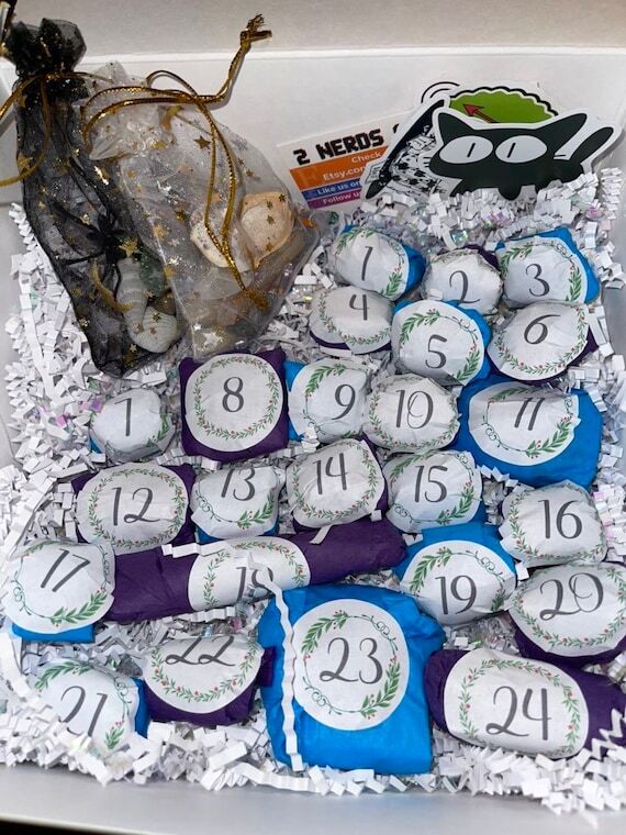 2026 Crystal Advent Calendar Box| Crystal A D...