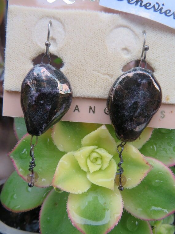 GENEVIEVE Black lustrous earrings by Amy Lac...