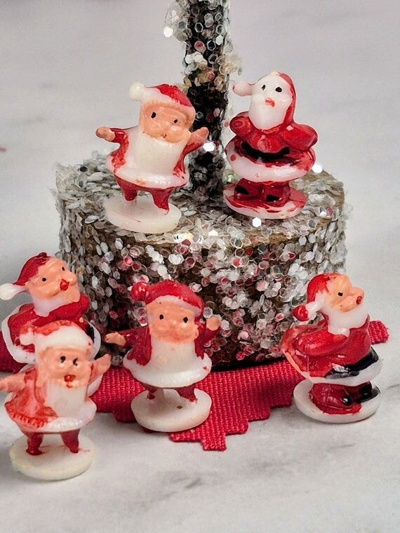 Vintage Miniature Santa Figures Set | 1960s C...