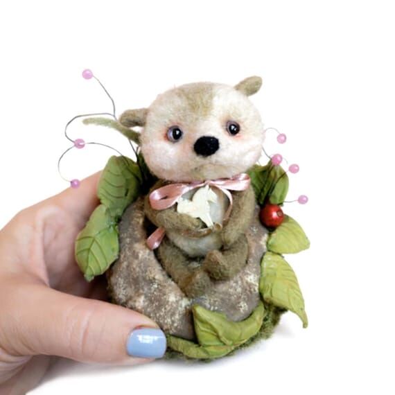 Needle Felted Lemur Figurine, Woolen Sculptur...