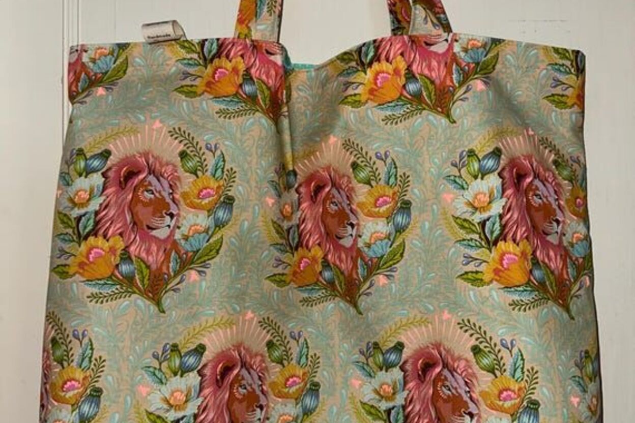 Handmade By Shell Too