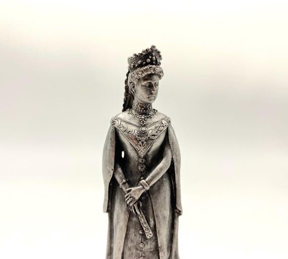 Metal Tin Figurine, collectible, Empress, hei...