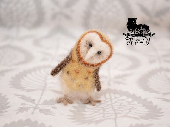 Needle Felted Owl Miniature, OOAK Bird Dollho...
