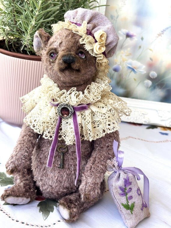 Lavender Artist Teddy Bear, OOAK Vintage Tedd...