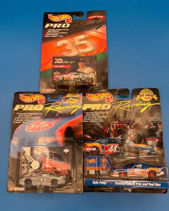 Vintage Hot Wheels Pro Racing Nascar Die Cast...