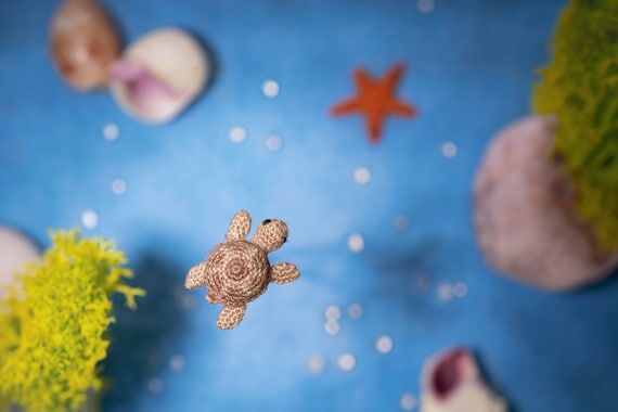 Micro Crochet Sea Turtle – Handmade Miniatu...