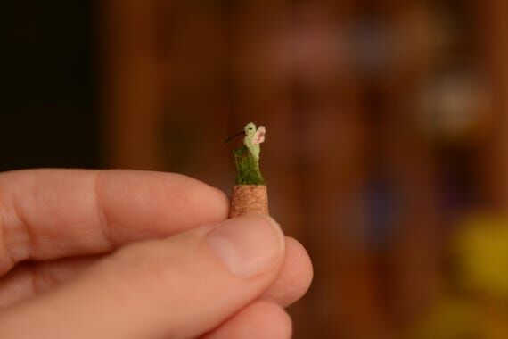 Miniature hummingbird – 7mm Miniature Colle...