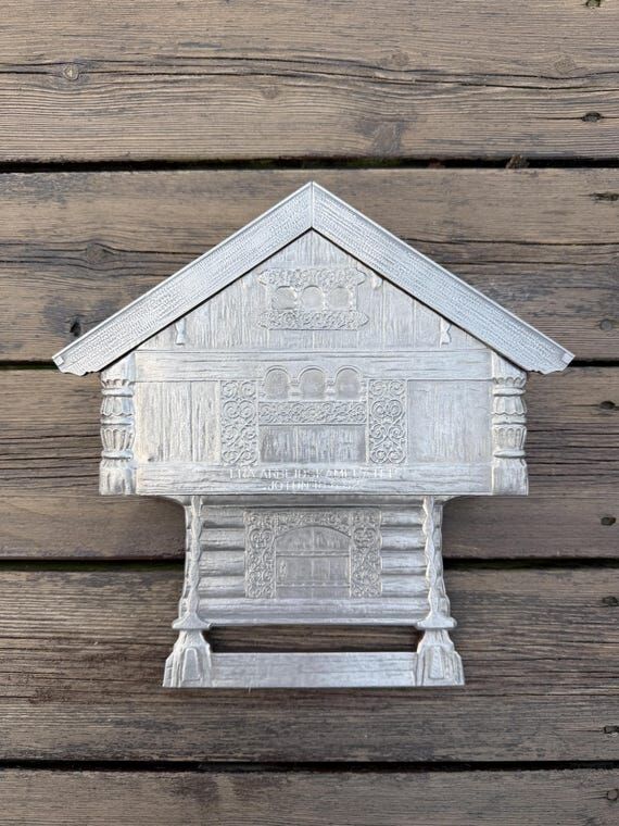 EIK Tinn Norway Pewter Key Holder Box in shap...