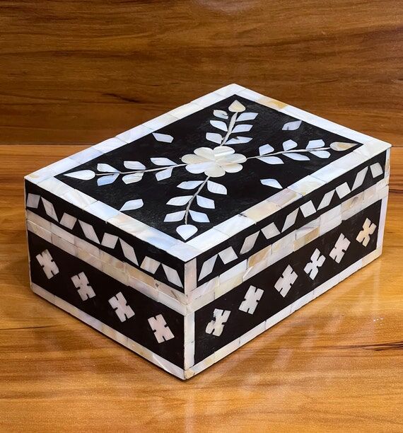 Floral Bone Inlay Storage Box: Handcrafted Je...