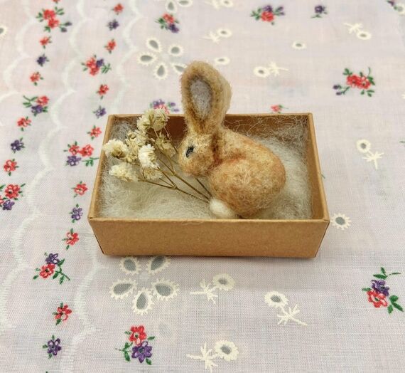 Needle Felted bunny: Handmade Miniature Wool ...