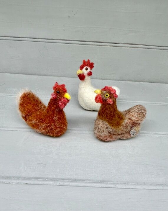 Needle Felted Chicken Ornament: Handmade Wool...