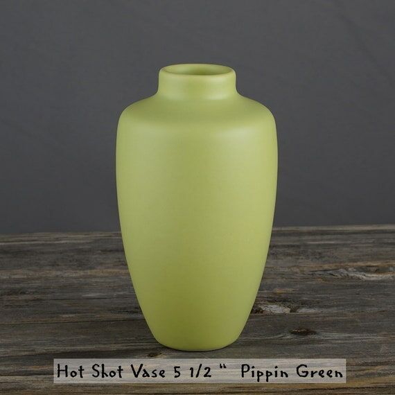 Bella Vase pottery, Modern style vase, Mode...