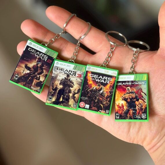 GOW Xbox 360 Game Case Keychain – Gears 1 2...