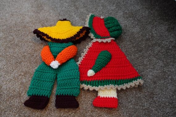 Crochet Sunbonnet Sue and Overall Sam Pothold...
