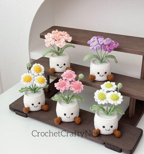 Crochet Tulip in Cute Pot Mini Potted Plant ...
