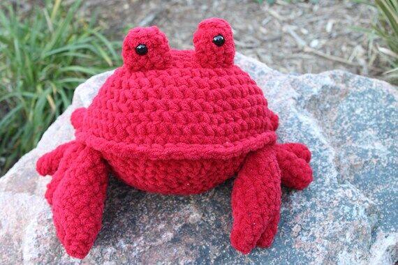 handmade crochet crab...