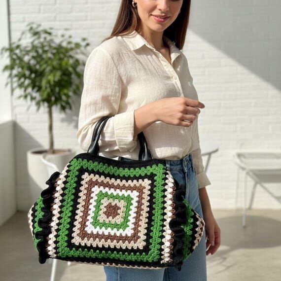 Handmade Crochet Weekend Bag, Medium Travel T...