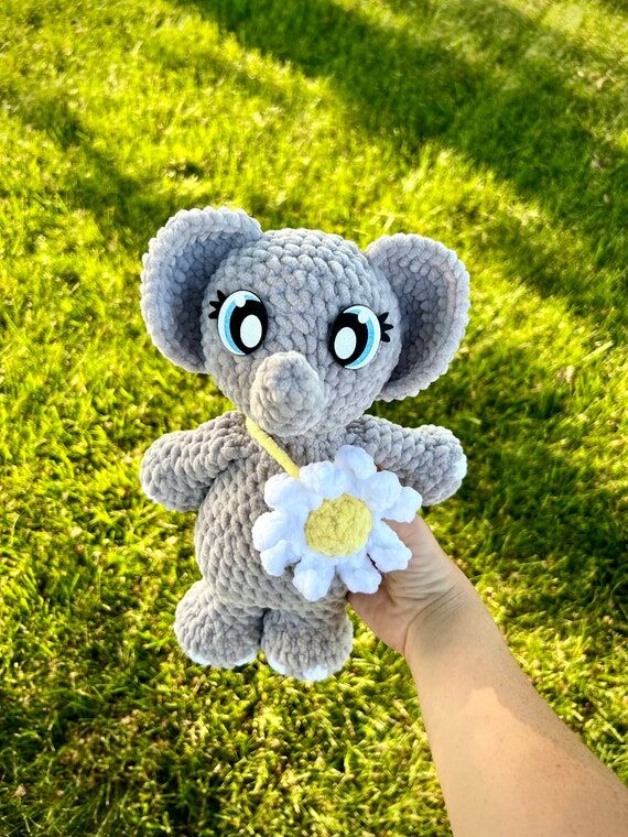 Crochet Grey Elephant Plushie with Daisy, Han...