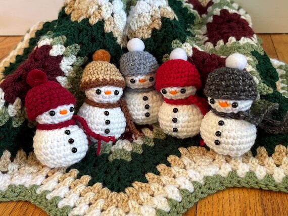 Crochet Snowmen, Handmade Christmas Tree Deco...