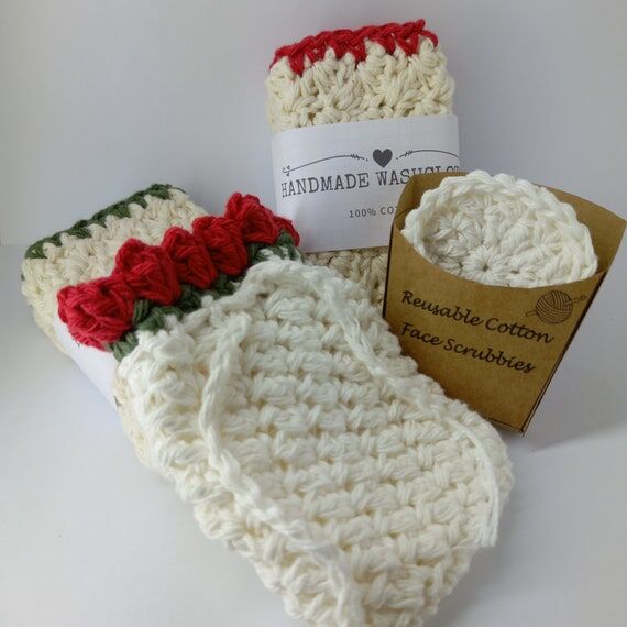 Handmade Crochet Christmas Wash Cloth Set: Co...