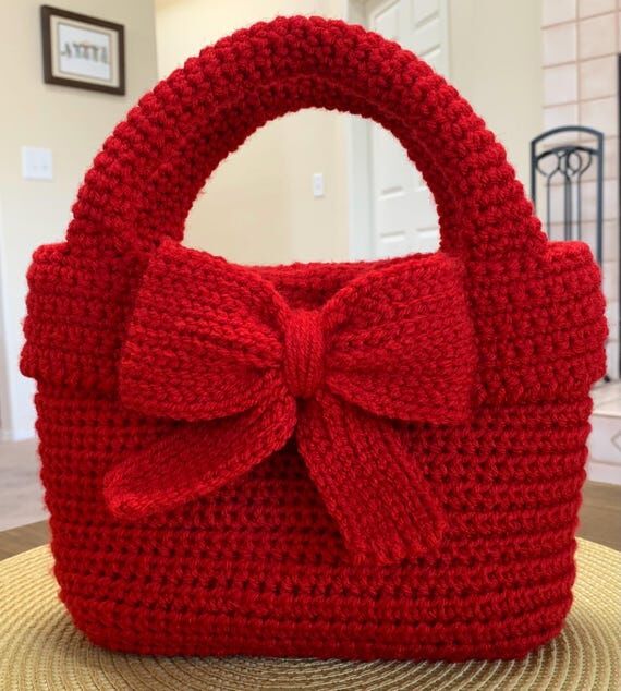 Valentine's Day Purse with Red Bow...