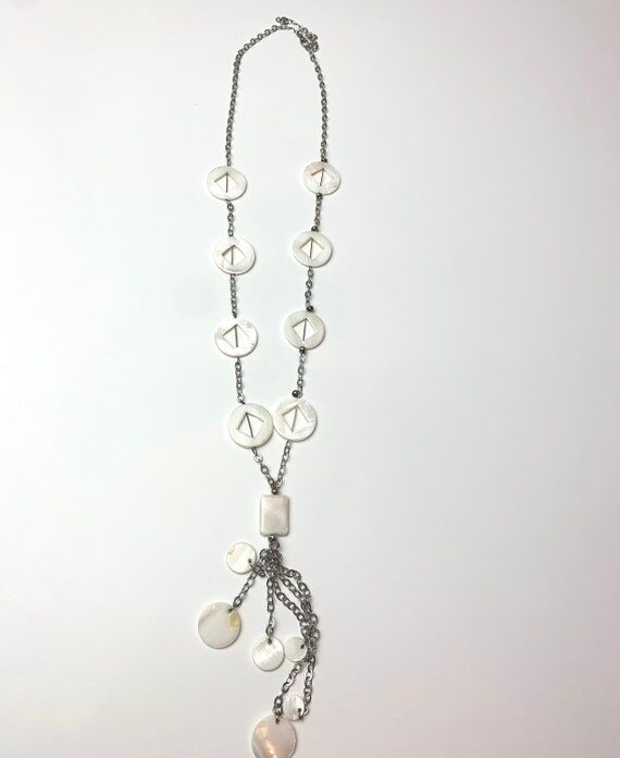 Handmade Shell Pendant...