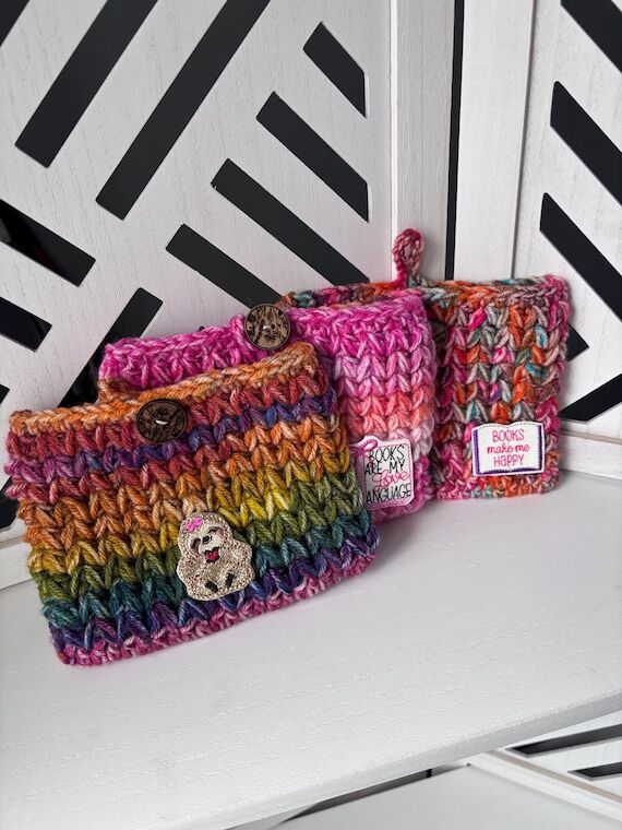 Crochet Kindle / Book Sleeve with Felt Embell...