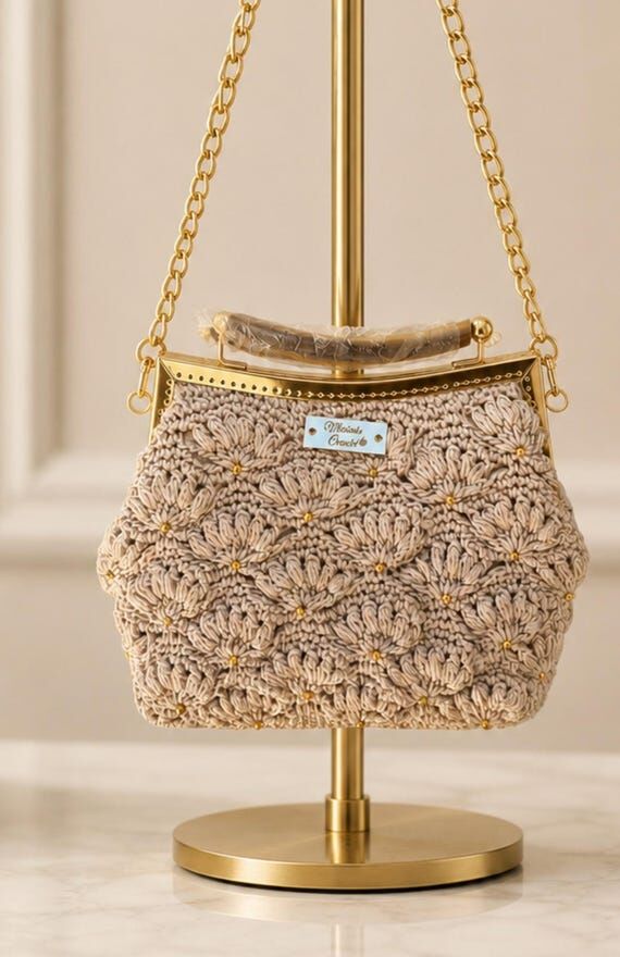 Handmade Crochet clutch bag with gamazing uni...