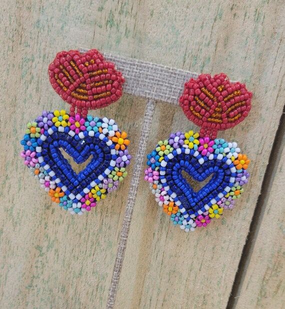 Hand-knitted earrings • Hearts earrings •...