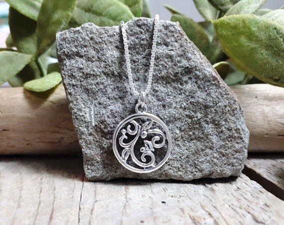 Silver medaillon pendant, Floral round silver...