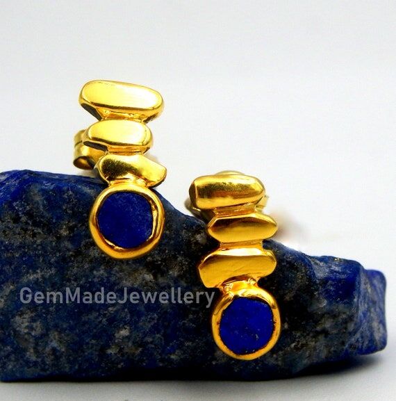 Handmade Raw Lapis Lazuli Earrings: Gold Plat...