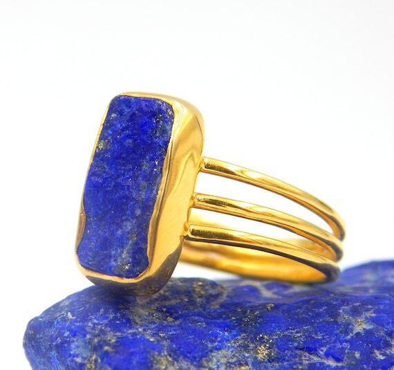 Handmade Raw Lapis Lazuli Gemstone Ring: Gold...